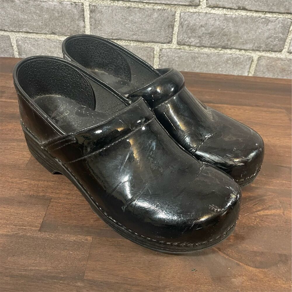 Dansko Women's Professional Clogs Black Size 11.5-12 Slip-On Comfort
